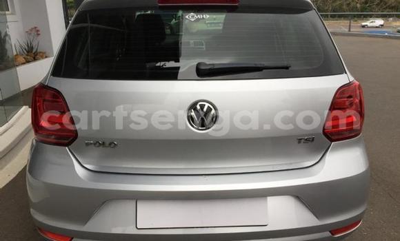 Nunua Ilio tumika Volkswagen Polo Silver Gari ndani ya Manzini nchini Manzini Nunua Ilio tumika Volkswagen Polo Silver Gari ndani ya Manzini nchini Manzini