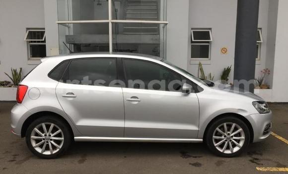 Nunua Ilio tumika Volkswagen Polo Silver Gari ndani ya Manzini nchini Manzini Nunua Ilio tumika Volkswagen Polo Silver Gari ndani ya Manzini nchini Manzini