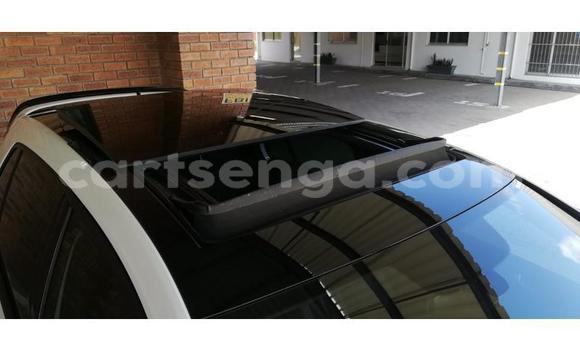 Nunua Ilio tumika Volkswagen Golf GTI White Gari ndani ya Manzini nchini Manzini Nunua Ilio tumika Volkswagen Golf GTI White Gari ndani ya Manzini nchini Manzini