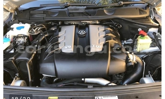 Buy Used Volkswagen Touareg Silver Car in Manzini in Manzini Buy Used Volkswagen Touareg Silver Car in Manzini in Manzini