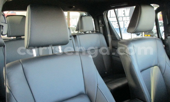 Nunua Ilio tumika Toyota Hilux Surf White Gari ndani ya Hlatikulu nchini Wilaya ya Shiselweni Nunua Ilio tumika Toyota Hilux Surf White Gari ndani ya Hlatikulu nchini Wilaya ya Shiselweni