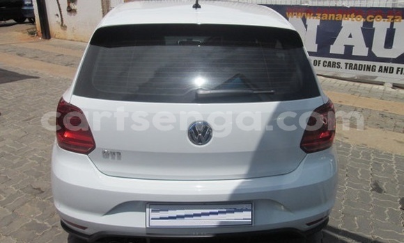 Nunua Ilio tumika Volkswagen Polo GTI White Gari ndani ya Ezulwini nchini Hhohho Nunua Ilio tumika Volkswagen Polo GTI White Gari ndani ya Ezulwini nchini Hhohho