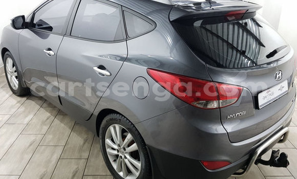 Buy Used Hyundai ix35 Silver Car in Ezulwini in Hhohho Buy Used Hyundai ix35 Silver Car in Ezulwini in Hhohho