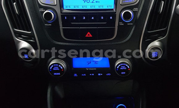 Buy Used Hyundai ix35 Silver Car in Ezulwini in Hhohho Buy Used Hyundai ix35 Silver Car in Ezulwini in Hhohho