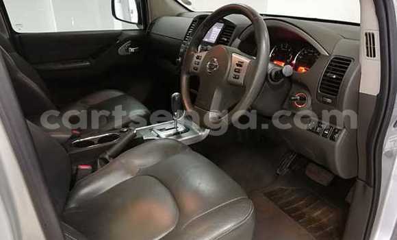 Nunua Ilio tumika Nissan Pathfinder Silver Gari ndani ya Hlatikulu nchini Wilaya ya Shiselweni Nunua Ilio tumika Nissan Pathfinder Silver Gari ndani ya Hlatikulu nchini Wilaya ya Shiselweni