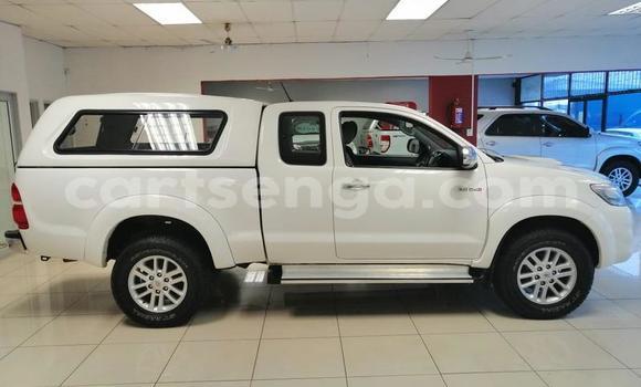 Acheter Occasion Voiture Toyota Hilux Blanc à Manzini, Manzini Acheter Occasion Voiture Toyota Hilux Blanc à Manzini, Manzini
