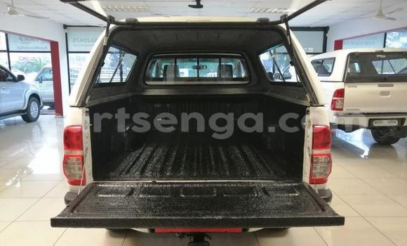 Acheter Occasion Voiture Toyota Hilux Blanc à Manzini, Manzini Acheter Occasion Voiture Toyota Hilux Blanc à Manzini, Manzini