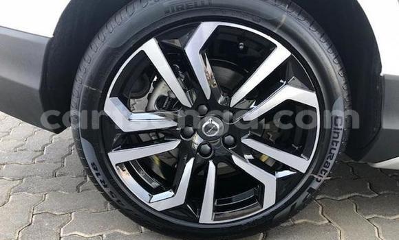 Acheter Occasion Voiture Volvo V40 Cross Country Blanc à Manzini, Manzini Acheter Occasion Voiture Volvo V40 Cross Country Blanc à Manzini, Manzini