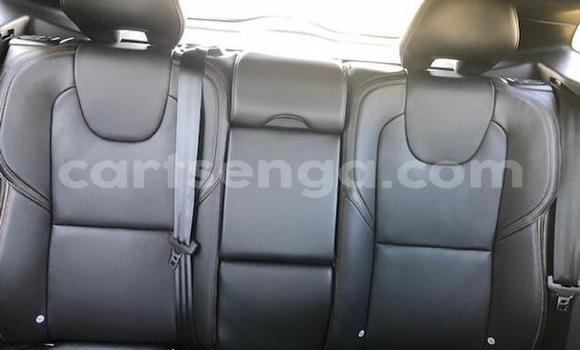 Acheter Occasion Voiture Volvo V40 Cross Country Blanc à Manzini, Manzini Acheter Occasion Voiture Volvo V40 Cross Country Blanc à Manzini, Manzini