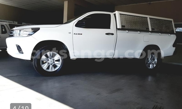 Buy Used Toyota Hilux White Car in Manzini in Manzini Buy Used Toyota Hilux White Car in Manzini in Manzini