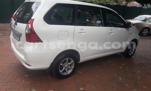 Buy Used Toyota Avanza White Car in Big Bend in Lubombo District Buy Used Toyota Avanza White Car in Big Bend in Lubombo District