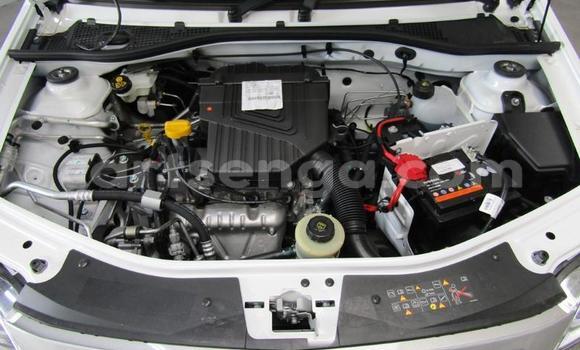 Buy Used Nissan NP 300 White Car in Big Bend in Lubombo District Buy Used Nissan NP 300 White Car in Big Bend in Lubombo District