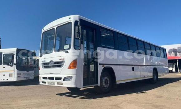 Acheter Occasion Utilitaire Hino Ranger Blanc à Big Bend, Lubombo District Acheter Occasion Utilitaire Hino Ranger Blanc à Big Bend, Lubombo District