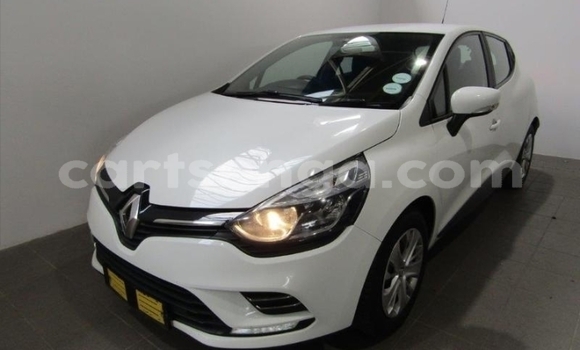 Buy Used Renault Clio White Car in Manzini in Manzini Buy Used Renault Clio White Car in Manzini in Manzini