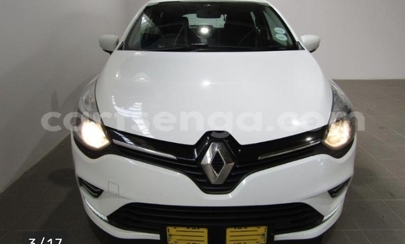 Buy Used Renault Clio White Car in Manzini in Manzini Buy Used Renault Clio White Car in Manzini in Manzini