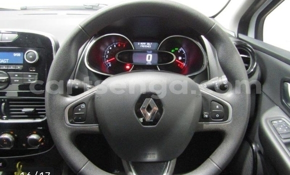 Buy Used Renault Clio White Car in Manzini in Manzini Buy Used Renault Clio White Car in Manzini in Manzini