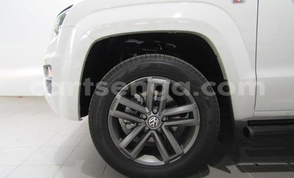 Buy Used Volkswagen Amarok White Car in Mbabane in Manzini Buy Used Volkswagen Amarok White Car in Mbabane in Manzini