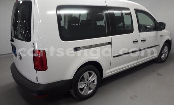 Buy Used Volkswagen Caddy White Car in Mbabane in Manzini Buy Used Volkswagen Caddy White Car in Mbabane in Manzini