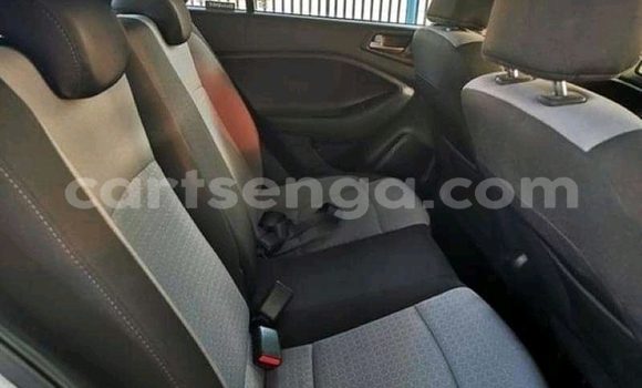 Nunua Ilio tumika Hyundai i20 White Gari ndani ya Manzini nchini Manzini Nunua Ilio tumika Hyundai i20 White Gari ndani ya Manzini nchini Manzini