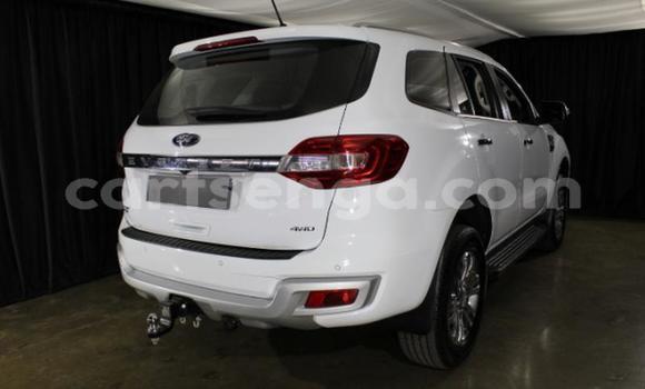 Acheter Occasion Voiture Ford Everest Blanc à Mbabane, Manzini Acheter Occasion Voiture Ford Everest Blanc à Mbabane, Manzini