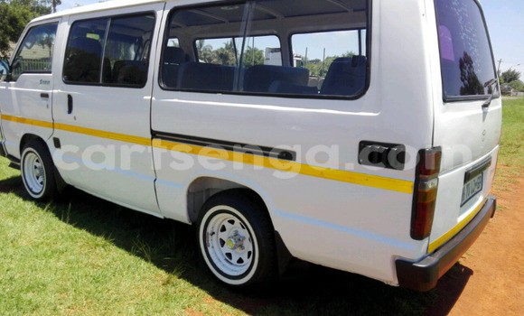 Buy Used Toyota Hiace White Car in Big Bend in Lubombo District Buy Used Toyota Hiace White Car in Big Bend in Lubombo District