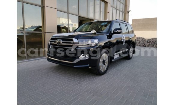 Buy Import Toyota Land Cruiser Black Car in Import - Dubai in Hhohho Buy Import Toyota Land Cruiser Black Car in Import - Dubai in Hhohho