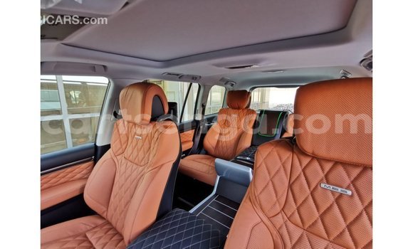 Buy Import Toyota Land Cruiser Black Car in Import - Dubai in Hhohho Buy Import Toyota Land Cruiser Black Car in Import - Dubai in Hhohho