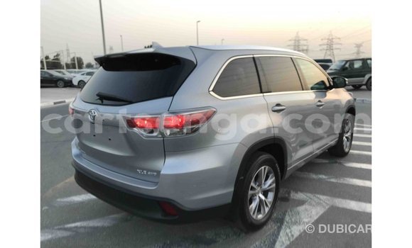 Buy Import Toyota Highlander Other Car in Import - Dubai in Hhohho Buy Import Toyota Highlander Other Car in Import - Dubai in Hhohho