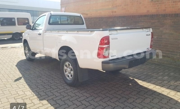 Buy Used Toyota Hilux White Car in Manzini in Manzini Buy Used Toyota Hilux White Car in Manzini in Manzini