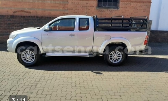 Buy Used Toyota Hilux Silver Car in Manzini in Manzini Buy Used Toyota Hilux Silver Car in Manzini in Manzini