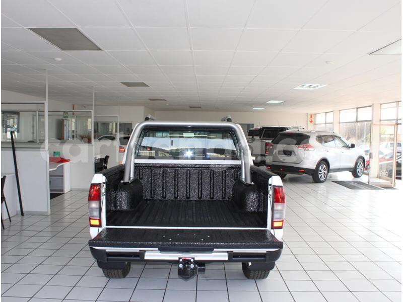 Big with watermark nissan hardbody hhohho ezulwini 11397