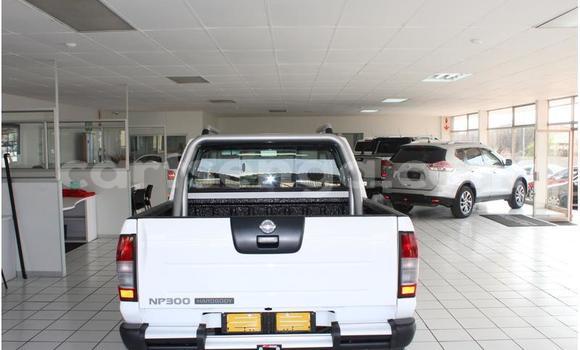 Acheter Occasion Voiture Nissan Hardbody Blanc à Ezulwini, Hhohho Acheter Occasion Voiture Nissan Hardbody Blanc à Ezulwini, Hhohho