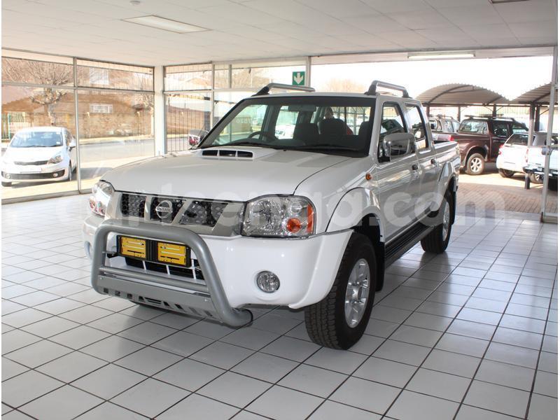 Big with watermark nissan hardbody hhohho ezulwini 11397