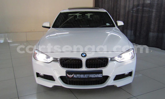 Acheter Occasion Voiture BMW 3–Series Blanc à Bulembu, Hhohho Acheter Occasion Voiture BMW 3–Series Blanc à Bulembu, Hhohho