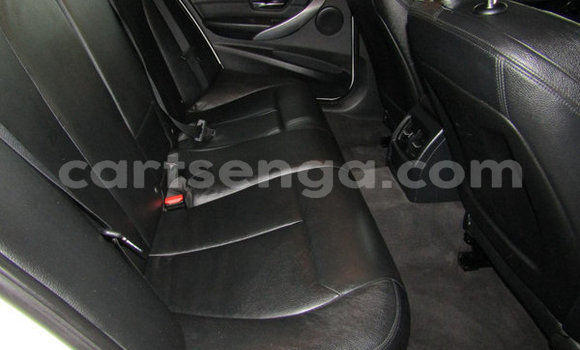 Acheter Occasion Voiture BMW 3–Series Blanc à Bulembu, Hhohho Acheter Occasion Voiture BMW 3–Series Blanc à Bulembu, Hhohho