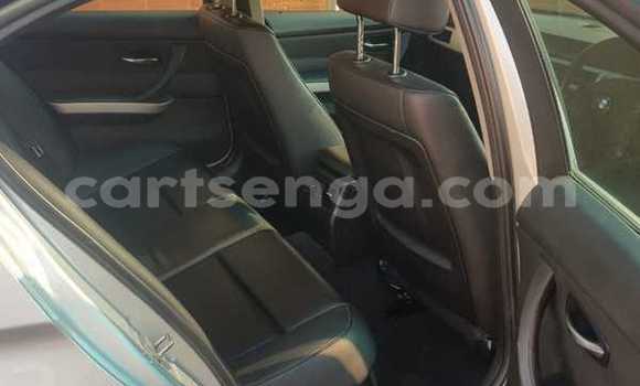 Nunua Ilio tumika BMW 3–Series Silver Gari ndani ya Hluti nchini Wilaya ya Shiselweni Nunua Ilio tumika BMW 3–Series Silver Gari ndani ya Hluti nchini Wilaya ya Shiselweni