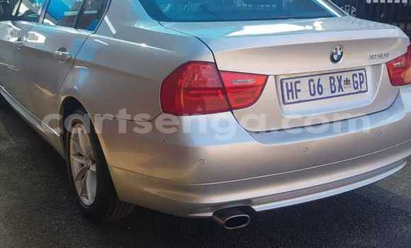Nunua Ilio tumika BMW 3–Series Silver Gari ndani ya Hluti nchini Wilaya ya Shiselweni Nunua Ilio tumika BMW 3–Series Silver Gari ndani ya Hluti nchini Wilaya ya Shiselweni