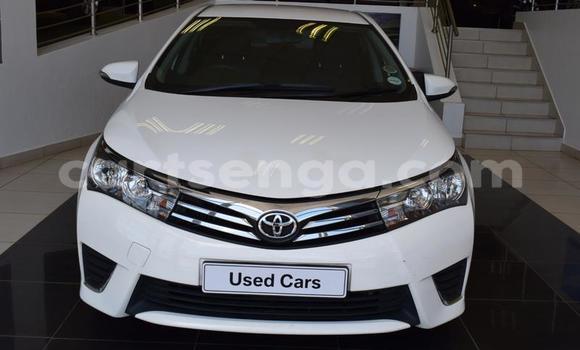 Nunua Ilio tumika Toyota Corolla White Gari ndani ya Manzini nchini Manzini Nunua Ilio tumika Toyota Corolla White Gari ndani ya Manzini nchini Manzini