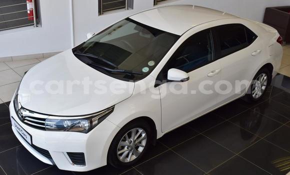 Nunua Ilio tumika Toyota Corolla White Gari ndani ya Manzini nchini Manzini Nunua Ilio tumika Toyota Corolla White Gari ndani ya Manzini nchini Manzini
