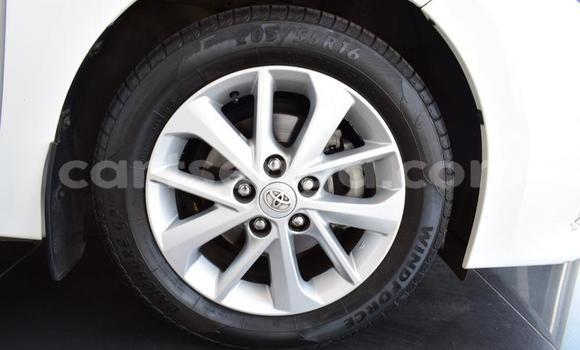 Nunua Ilio tumika Toyota Corolla White Gari ndani ya Manzini nchini Manzini Nunua Ilio tumika Toyota Corolla White Gari ndani ya Manzini nchini Manzini