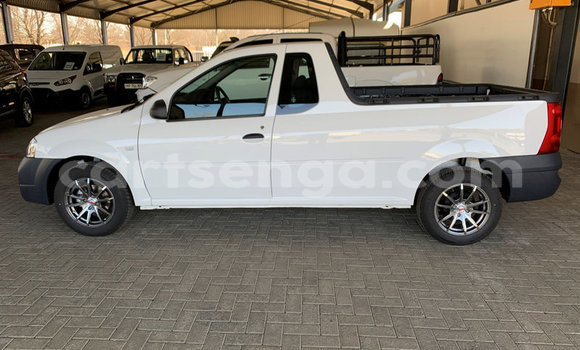 Nunua Ilio tumika Nissan NP 300 White Gari ndani ya Bulembu nchini Hhohho Nunua Ilio tumika Nissan NP 300 White Gari ndani ya Bulembu nchini Hhohho