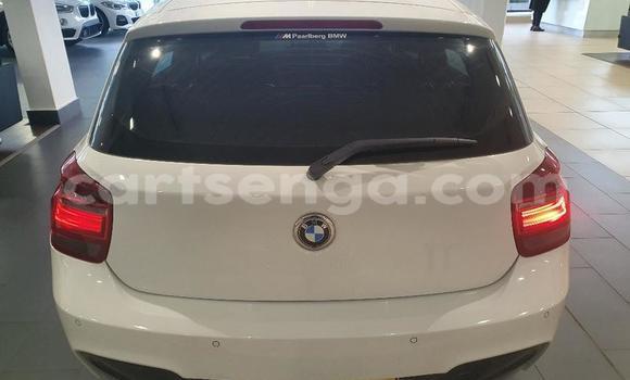 Nunua Ilio tumika BMW 1–Series White Gari ndani ya Manzini nchini Manzini Nunua Ilio tumika BMW 1–Series White Gari ndani ya Manzini nchini Manzini