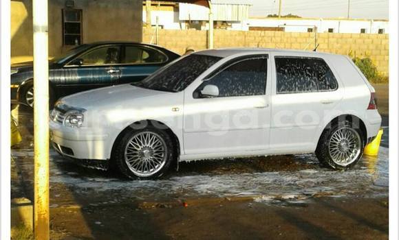 Buy Used Volkswagen Golf White Car in Siteki in Swaziland Buy Used Volkswagen Golf White Car in Siteki in Swaziland