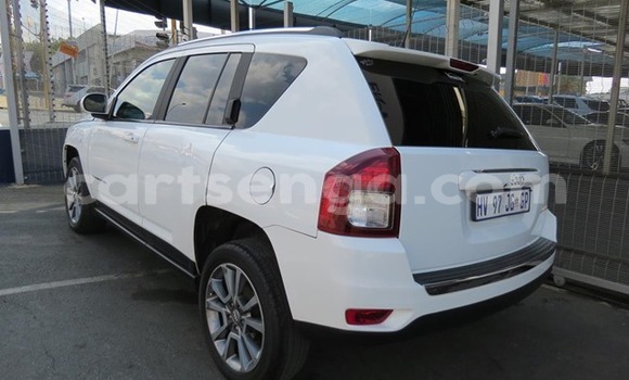 Acheter Occasion Voiture Jeep Compass Blanc à Ezulwini, Hhohho Acheter Occasion Voiture Jeep Compass Blanc à Ezulwini, Hhohho