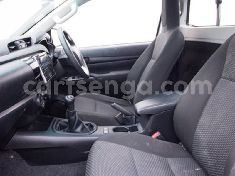 Big with watermark toyota hilux hhohho ezulwini 11430