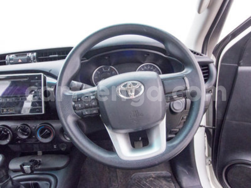 Big with watermark toyota hilux hhohho ezulwini 11430