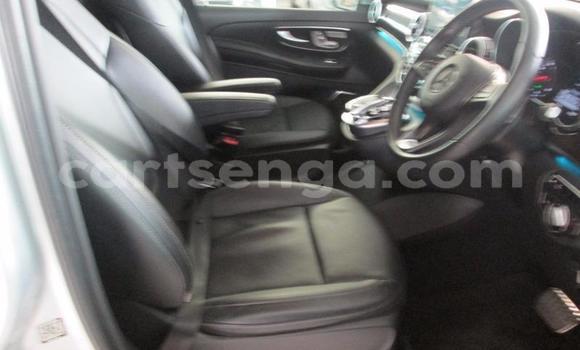 Acheter Occasion Voiture Mercedes‒Benz Vito Gris à Big Bend, Lubombo District Acheter Occasion Voiture Mercedes‒Benz Vito Gris à Big Bend, Lubombo District