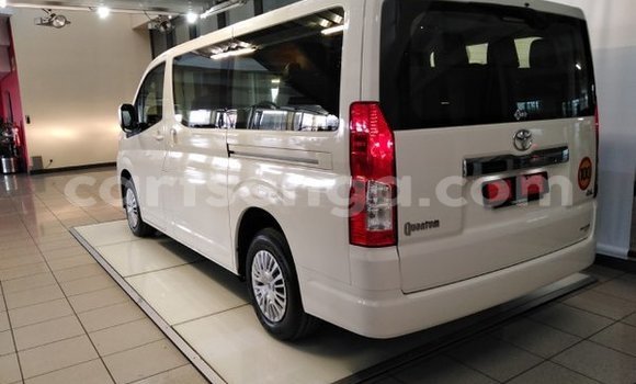 Acheter Occasion Voiture Toyota 4Runner Blanc à Ezulwini, Hhohho Acheter Occasion Voiture Toyota 4Runner Blanc à Ezulwini, Hhohho