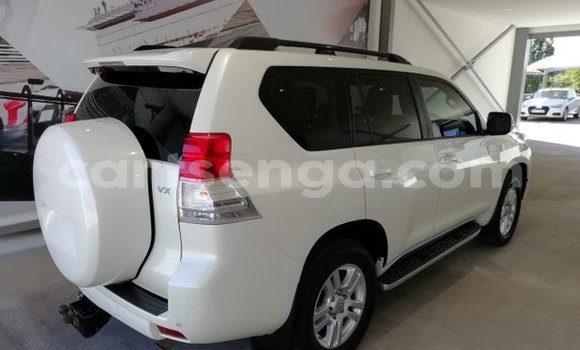 Acheter Occasion Voiture Toyota Prado Blanc à Ezulwini, Hhohho Acheter Occasion Voiture Toyota Prado Blanc à Ezulwini, Hhohho
