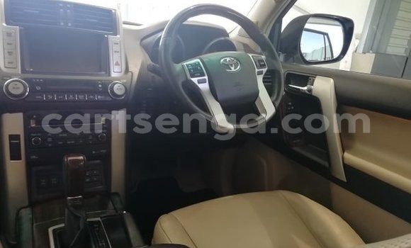 Acheter Occasion Voiture Toyota Prado Blanc à Ezulwini, Hhohho Acheter Occasion Voiture Toyota Prado Blanc à Ezulwini, Hhohho